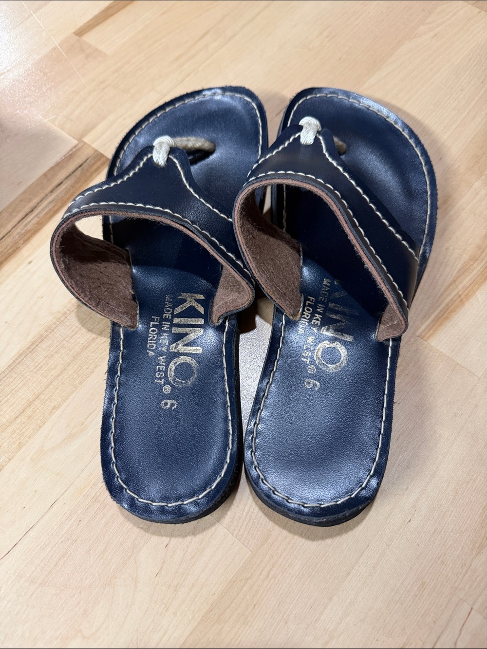 Kino Navy Leather Women’s Sandals